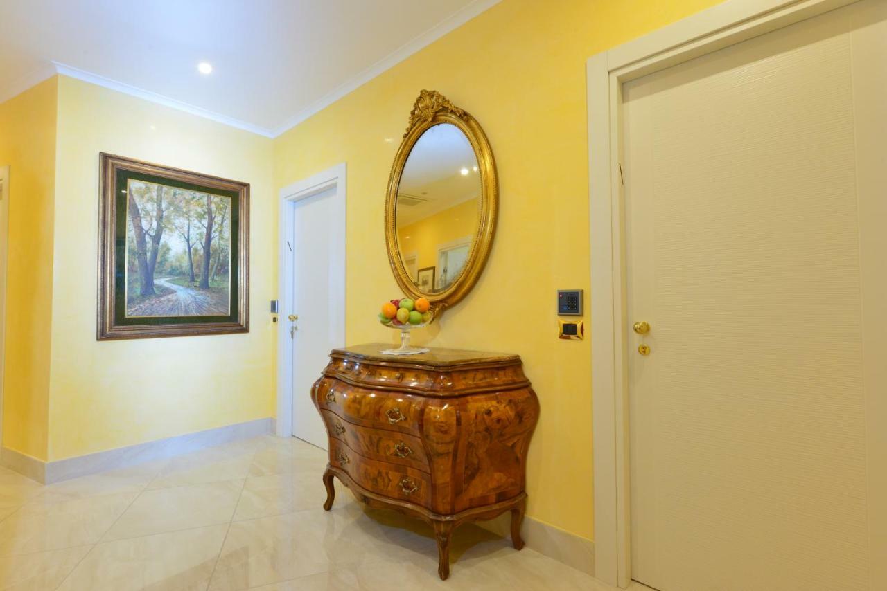 רומא Fabio Dei Velapazza Guesthouse מראה חיצוני תמונה