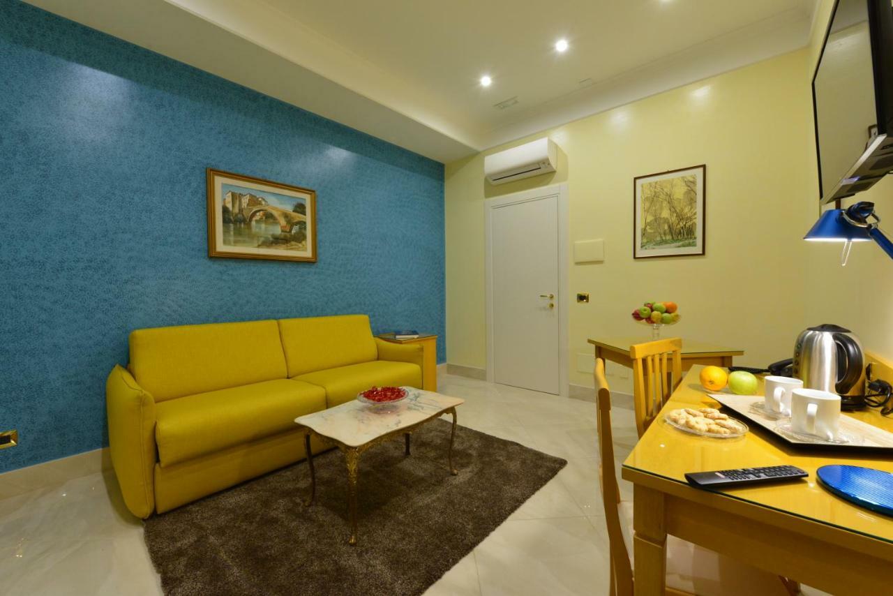 רומא Fabio Dei Velapazza Guesthouse מראה חיצוני תמונה