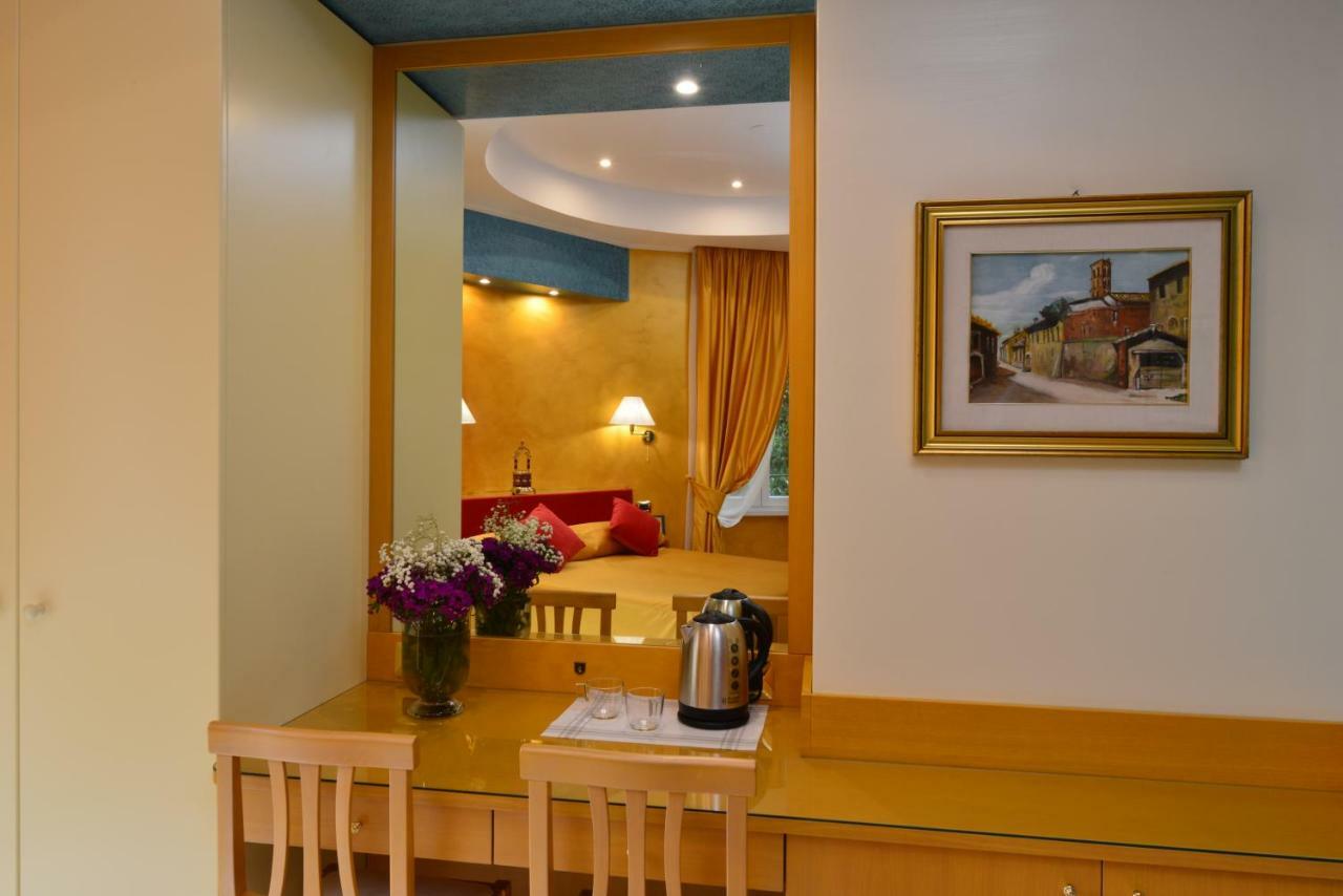 רומא Fabio Dei Velapazza Guesthouse מראה חיצוני תמונה